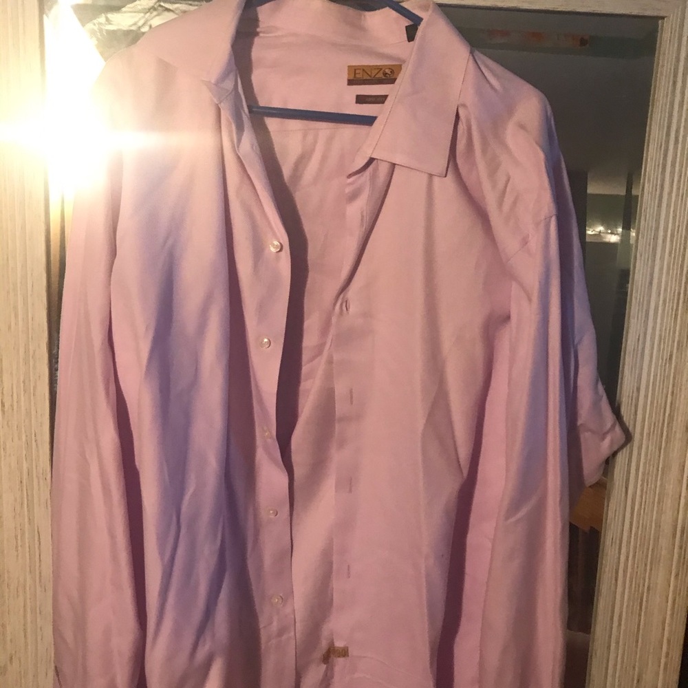 Pink men’s button up T-shirt 2X